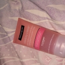 Swatch de erdoganfatma45110 : Gel Nettoyant Exfoliant Pamplemousse Rose, Neutrogena