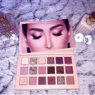 Swatch de Léa35 : The New Nude Palette - Palette de fards à paupières, Huda Beauty