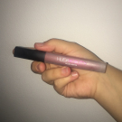 Swatch de perle09 : Liquid Matte - Rouge à Lèvres liquide mat, Huda Beauty