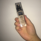 Swatch de perle09 : Can't Stop Won't Stop Full Coverage Foundation, NYX