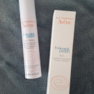 Swatch de JustTalkingAbout_Us : Triacnéal Soin, Avène