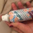Swatch de blaugranana : Shampooing sec Douceur orientale Marrakech, Batiste