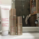 Swatch de Fairouztst : Doux Nettoyant Moussant - Peaux Normales ou Mixtes, Clarins