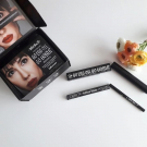 Swatch de testemaman : Tattoo Liner - Eyeliner liquide, KAT VON D BEAUTY