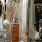 Swatch de Calypsogirl : Huile Somptueuse de L'Orient, Cinq Mondes