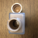 Swatch de Louloudel : Double Wear Teint longue tenue intransférable SPF 10, Estée Lauder