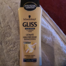 Swatch de amanda.donz : Shampooing Gliss Hair Repair Ultimate Huile Précieuse, Schwarzkopf