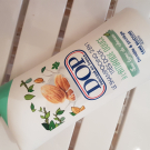 Swatch de Lily53 : Shampoing très Doux à l'Amande Douce, Dop