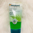 Swatch de Yous94 : Face wash, Himalaya Herbals