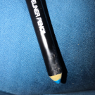 Swatch de HappyP : Eyeliner pencil, Lol