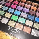 Swatch de HappyP : Palette 48 fards métalliques, BYS