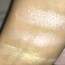 Swatch de amlmz : Highlighter, Max & More