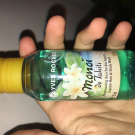 Swatch de Dihyaa7 : Shampooing douche des lagons, Yves Rocher
