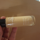 Swatch de Nicka : Fond de teint Peau Parfaite 14h* - Zéro Défaut - Couleurs Nature, Yves Rocher