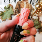 Swatch de _Amelie_ : Roller Lash, Benefit Cosmetics