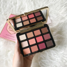 Swatch de bellalove : Sweet Peach Palette de fards à paupières, Too Faced