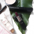 Swatch de Douceurapaillettes : Rouge à lèvres mat 24h, Lovely Pop