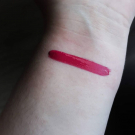 Swatch de Douceurapaillettes : Hypnotize liquid lipstick, Astra