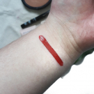 Swatch de Douceurapaillettes : Soft matte lip cream, NYX