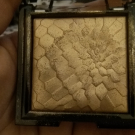 Swatch de meghanne13 : Poudre Illuminatrice Visage, Sephora