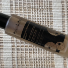 Swatch de Fiftyyearsofawoman : L'Essence Botanique ÉCLAT, Absolution