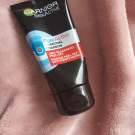 Swatch de slubiato : Pure Active Charbon Charcoal, Garnier SkinActive