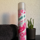 Swatch de Makeup.beauty.test : Shampoing sec Blush, Batiste