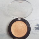 Swatch de Gabhy : Fard à paupières couleur végétale, Yves Rocher