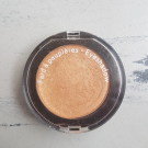 Swatch de Gabhy : Fard à paupières couleur végétale, Yves Rocher