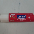 Swatch de Gabhy : Fruity Shine Baume à lèvres, Labello