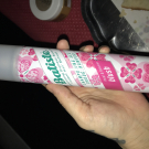 Swatch de Amandine3 : Shampoing sec Blush, Batiste