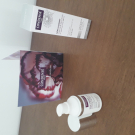 Swatch de Anoxe : Soin Lissant Contour des Yeux, Condensé Paris