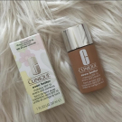 Swatch de Yous94 : Even Better Makeup SPF 15 - Fond de teint éclat correction teint SPF15, Clinique