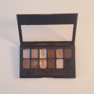 Swatch de JustTalkingAbout_Us : Palette ombre à paupières The Nudes, Maybelline New York