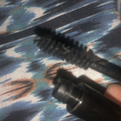 Swatch de Itsnotmilq : NOUVEAU MASCARA VOLUME EFFET FAUX CILS, Yves Saint Laurent