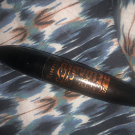 Swatch de Itsnotmilq : Scandaleyes Waterproof Mascara, Rimmel london