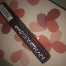 Swatch de Itsnotmilq : Liquid Suede Rouge à Lèvres Crème, NYX