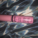 Swatch de Itsnotmilq : Soft matte lip cream, NYX