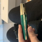 Swatch de Lauulauu : Mascara Volume Millions de Cils Féline, L'Oréal Paris