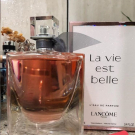 Swatch de Narin.k : La Vie est Belle Eau de parfum, Lancôme