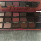 Swatch de Calista_s : Sweet Peach Palette de fards à paupières, Too Faced
