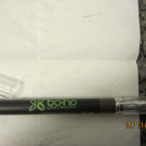 Swatch de eno.one : Crayon à soucils naturel bio, Boho Green