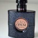 Swatch de Camille.s83 : Black Opium Eau de parfum, Yves Saint Laurent