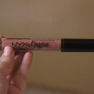 Swatch de Camille.s83 : Lip Lingerie, NYX