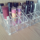 Swatch de Camille.s83 : Présentoir de Rouges à Lèvres, Générique