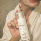 Swatch de Katialarbi : Mousse Nettoyante Détox, Patyka