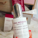 Swatch de Alyshcosme : Sérum Lumière Sublime, Cinq Mondes