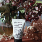 Swatch de Clementine Au Cafe des Fougeres : Le Soin Repulpant, Absolution