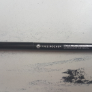 Swatch de Gabhy : Stylo Regard Waterproof, Yves Rocher