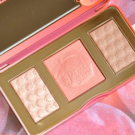 Swatch de ewodonyambiangelique : Sweet Peach Palette de fards à paupières, Too Faced